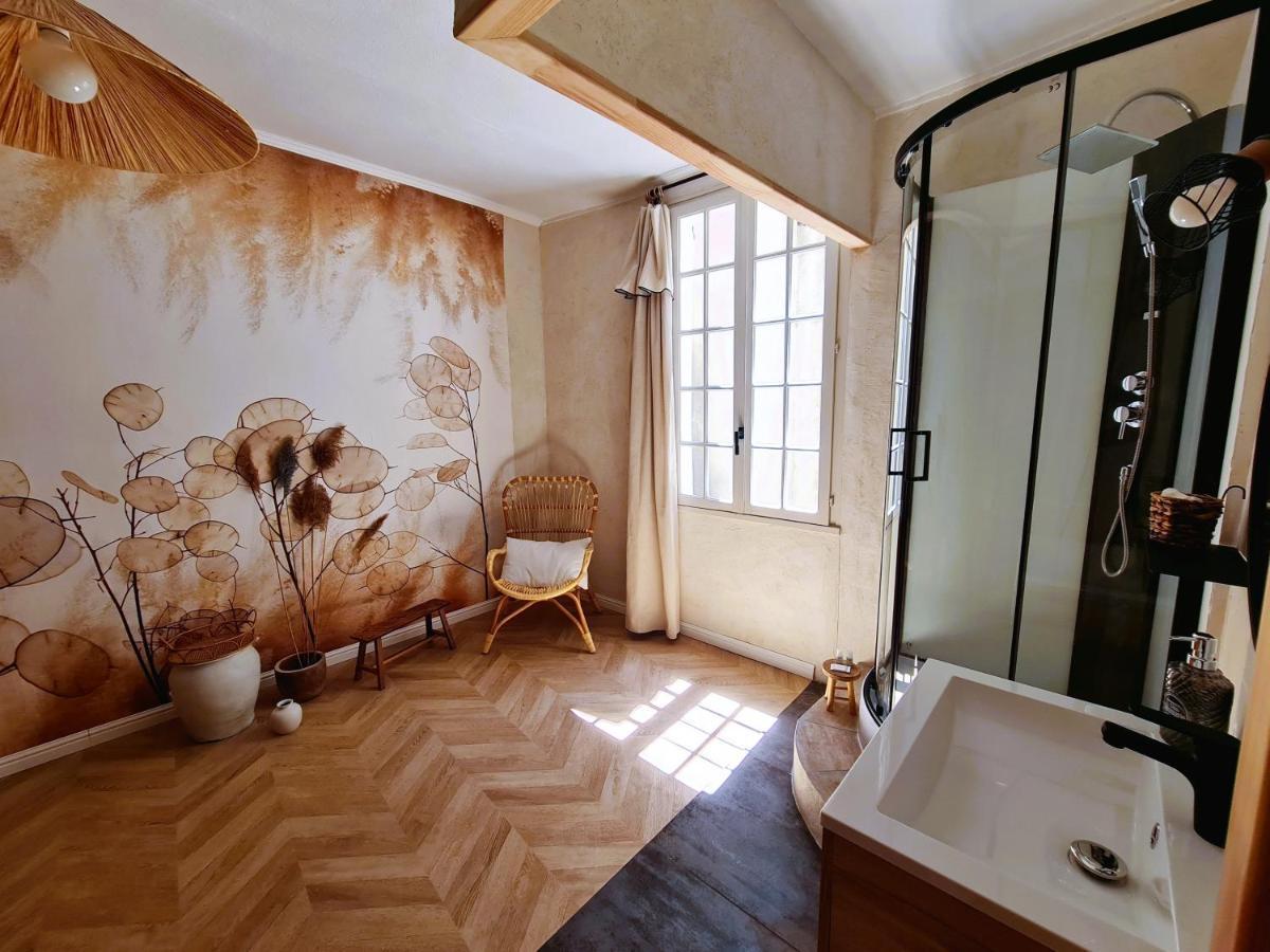 Lunaria Annua Coeur Centre-historique Avignon, A Deux Pas Du Palais, 4-5 Personnes Clim Wifi Appartement