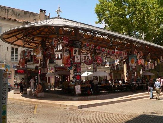 Appartement Lunaria Annua Coeur Centre-historique Avignon, A Deux Pas Du Palais, 4-5 Personnes Clim Wifi *